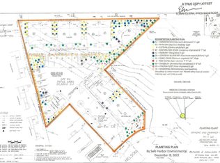 22 & 22R Nelson Ave, Provincetown, MA 02657