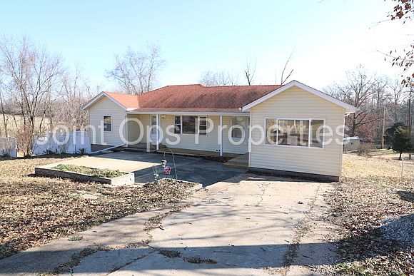 1st image of 13016 E Lakeridge Dr
