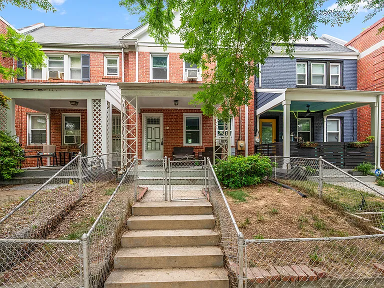 55 Farragut Pl NW #2 — Photo 1