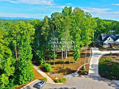 223 Squirrel Point, Six Mile, SC, 29682