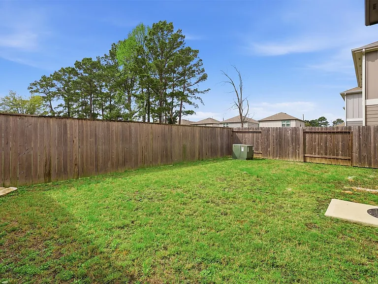 11739 Armadale Dr — Photo 23