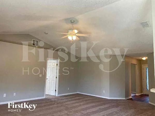1242 Summit Oaks Dr E — Photo 3