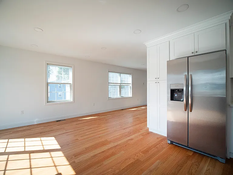 44 Mettler St #A — Photo 9