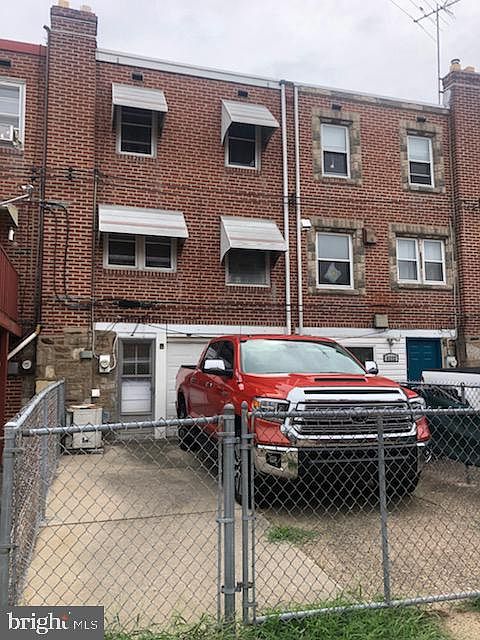 2nd image of 6224 Crafton St