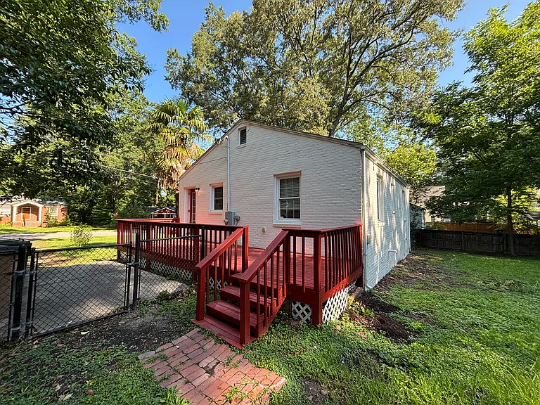 229 Urban Dr — Photo 22