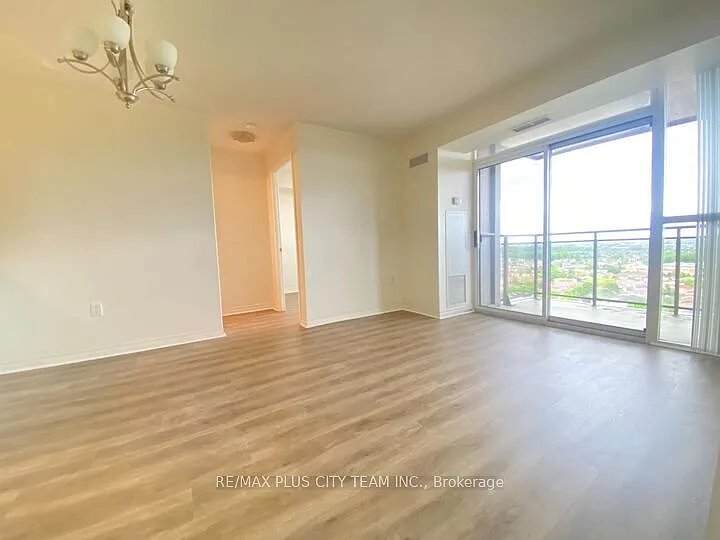 55 Strathaven Dr #1901 — Photo 4