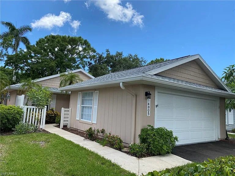 14805 Crooked Pond Ct — Photo 1