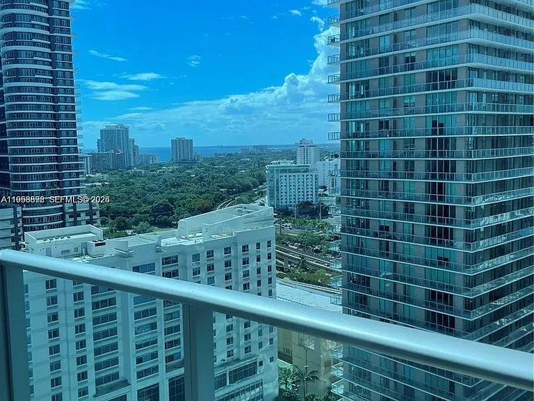 1100 S Miami Ave #2105 — Photo 2