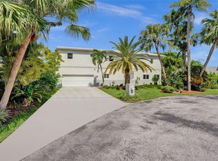 5711 Meadhaven St, Davie, FL 33331