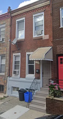 1831 Sigel St Photo 1