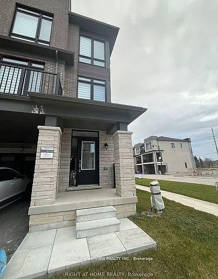 7 Griffith St W — Photo 1
