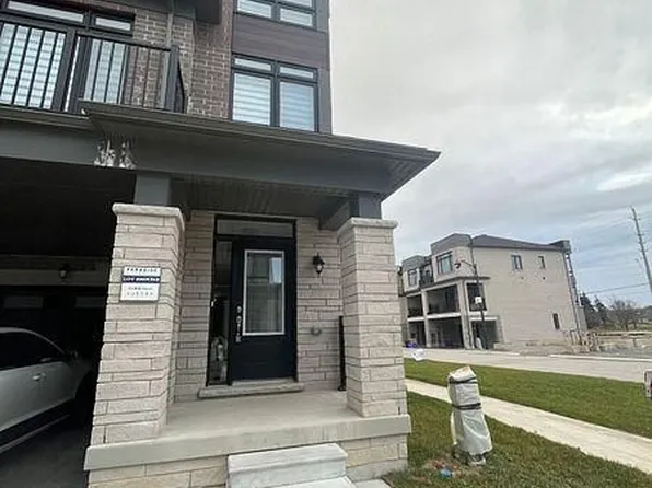 7 Griffith St W, Aurora, ON L4G 4B1