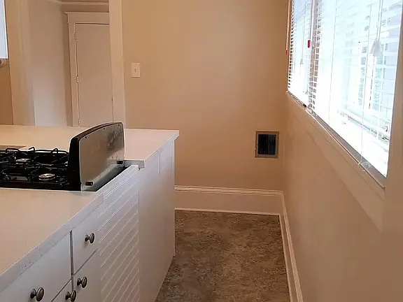 5703 18th Ave NE #3 — Photo 8