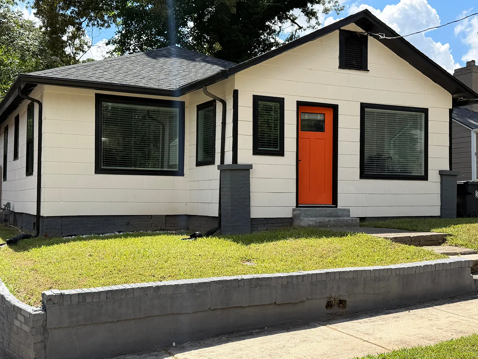 2 bed, 1020 sqft, $2,180 — Photo 3