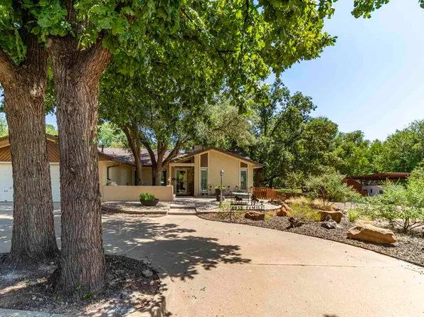 17 W Brookhollow Dr, Ransom Canyon, TX 79366
