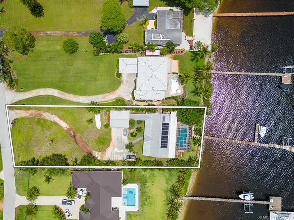 711 NW Sunset Dr, Stuart, FL 34994