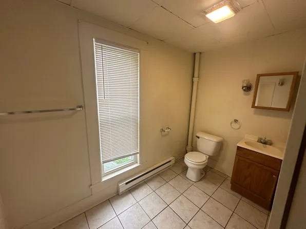 wpop110, 110 W Poplar St #110, Grove City, PA 16127