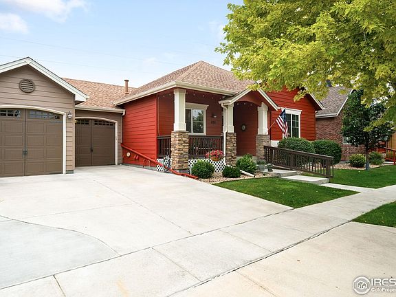 3rd image of 1152 Village Cir