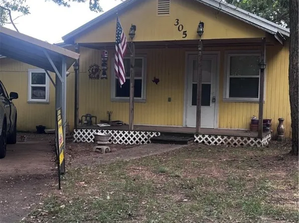 305 Drake Ave, Huntsville, AR 72740