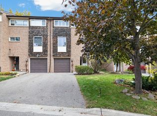 661 Childs Dr #25, Milton, ON L9T3V7