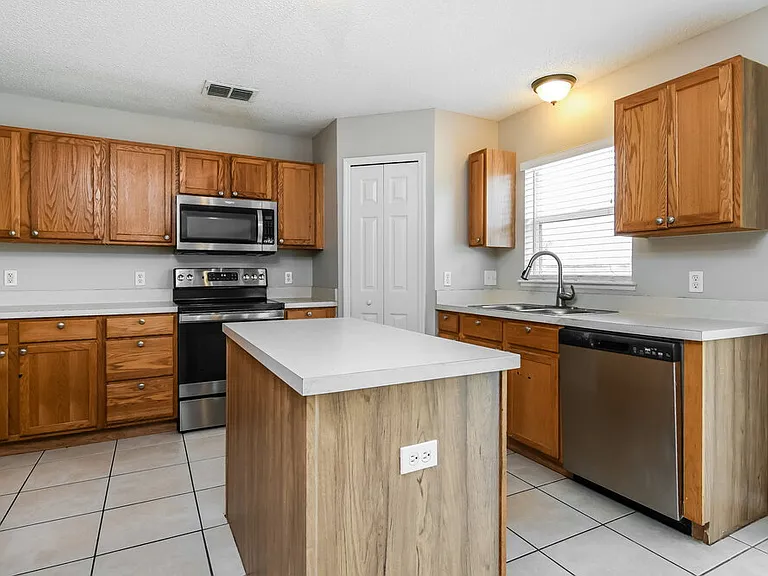 2709 Garrett Nicholas Loop — Photo 9
