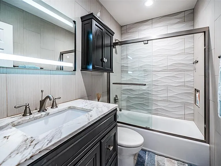 2 Causeway Blvd #208 — Photo 20