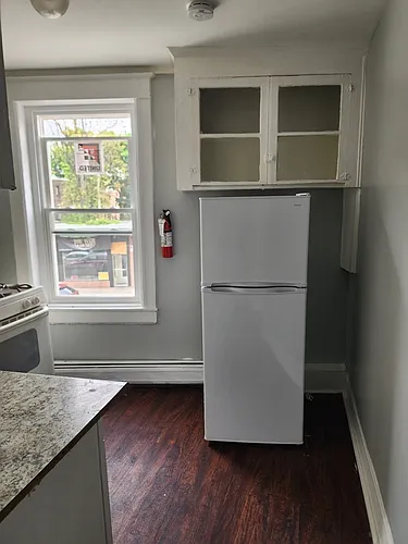 468 Main St #3 Photo 1