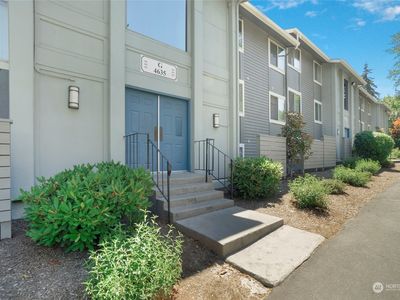4635 W Lake Sammamish Parkway SE #G-301, Issaquah, WA, 98027
