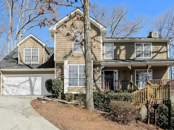 3122 Watson Mill Dr, Loganville, GA 30052
