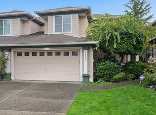 23962 SE 7th St, Sammamish, WA 98074