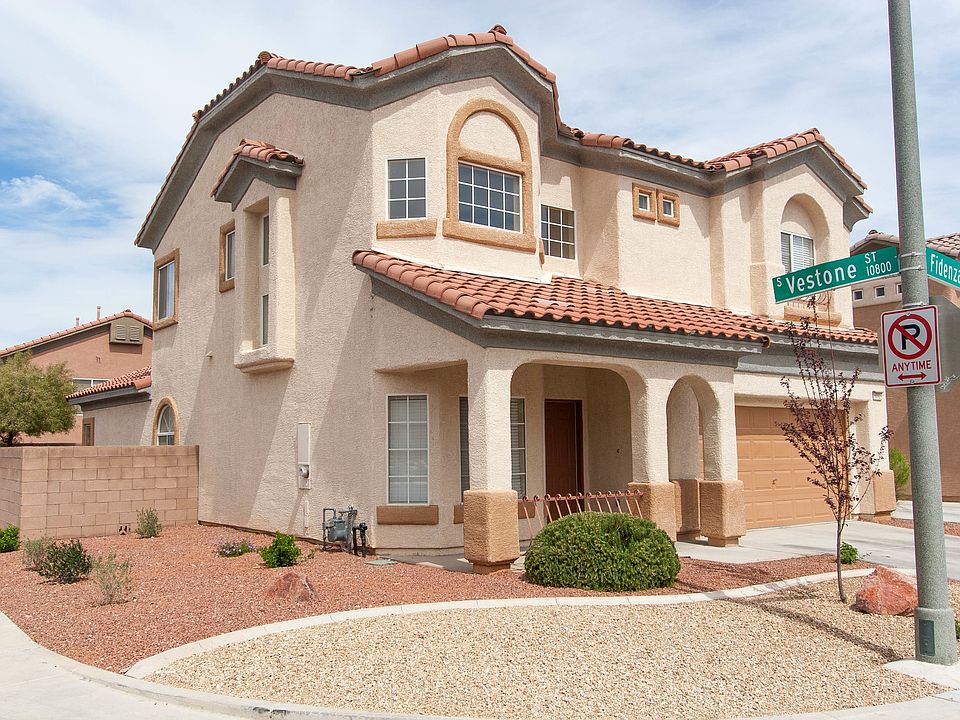 1st image of 6092 Fidenza Ave
