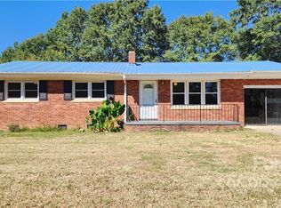 1015 Webb Rd, Ellenboro, NC 28040