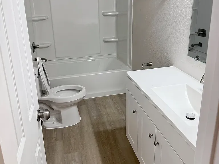 521 W Blair St #2 — Photo 1