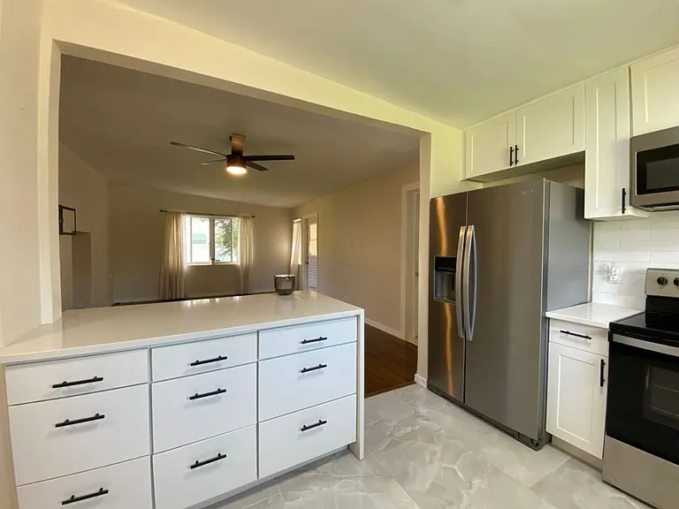 424 Manhattan Ave — Photo 6