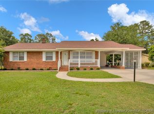 1302 Carthage Rd, Lumberton, NC 28358