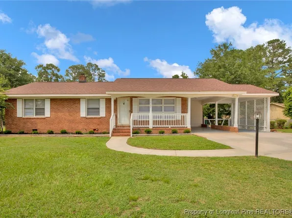 1302 Carthage Rd, Lumberton, NC 28358