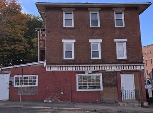 71 E Main St, Middletown, CT 06457