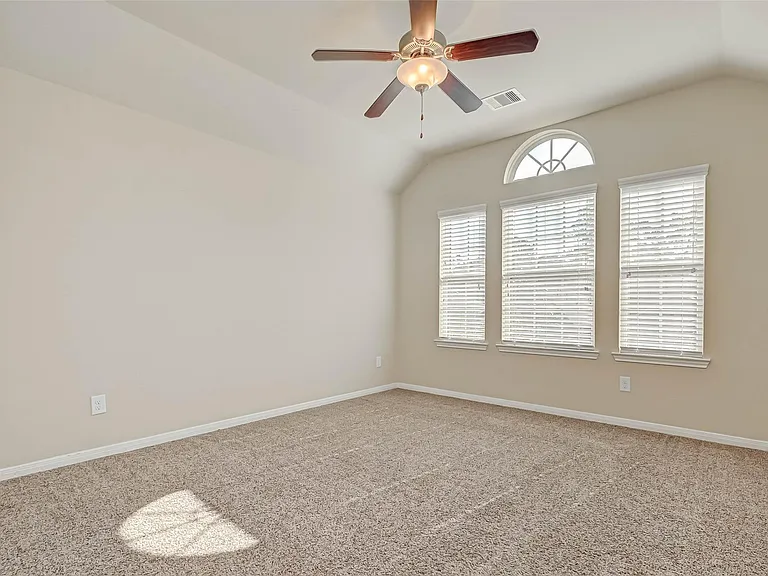 5340 Pointe Spring Xing — Photo 29