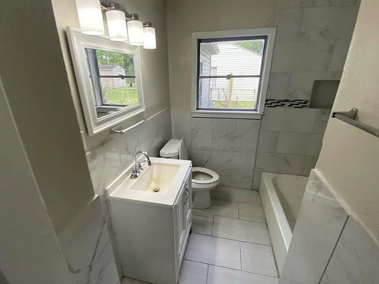 5715 Belmark St — Photo 12
