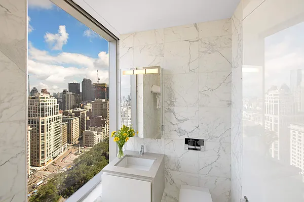 Sold by Compass | media 9