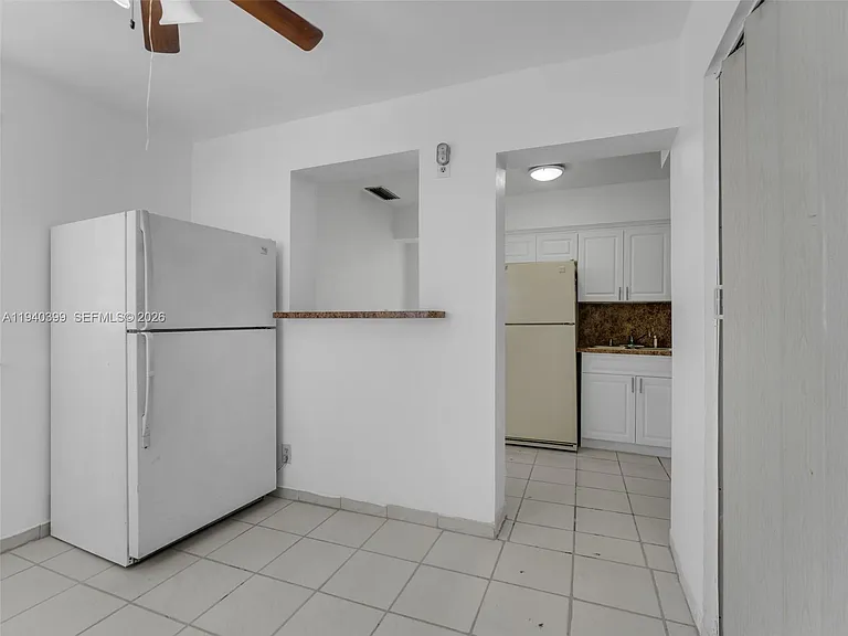 1811 SW 97th Ter #2 — Photo 11