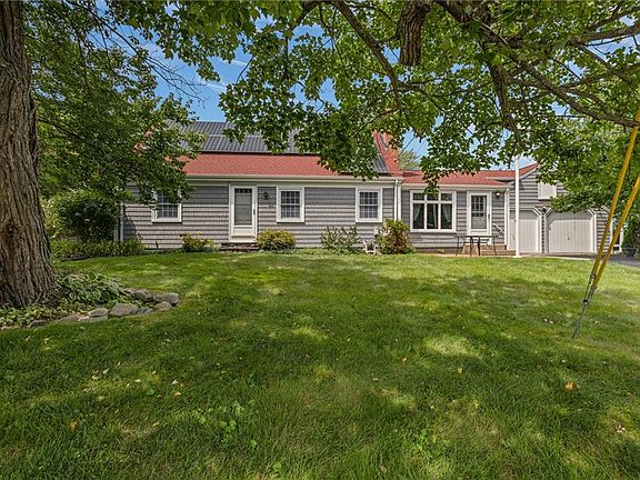 2nd image of 37 Nelson Rd