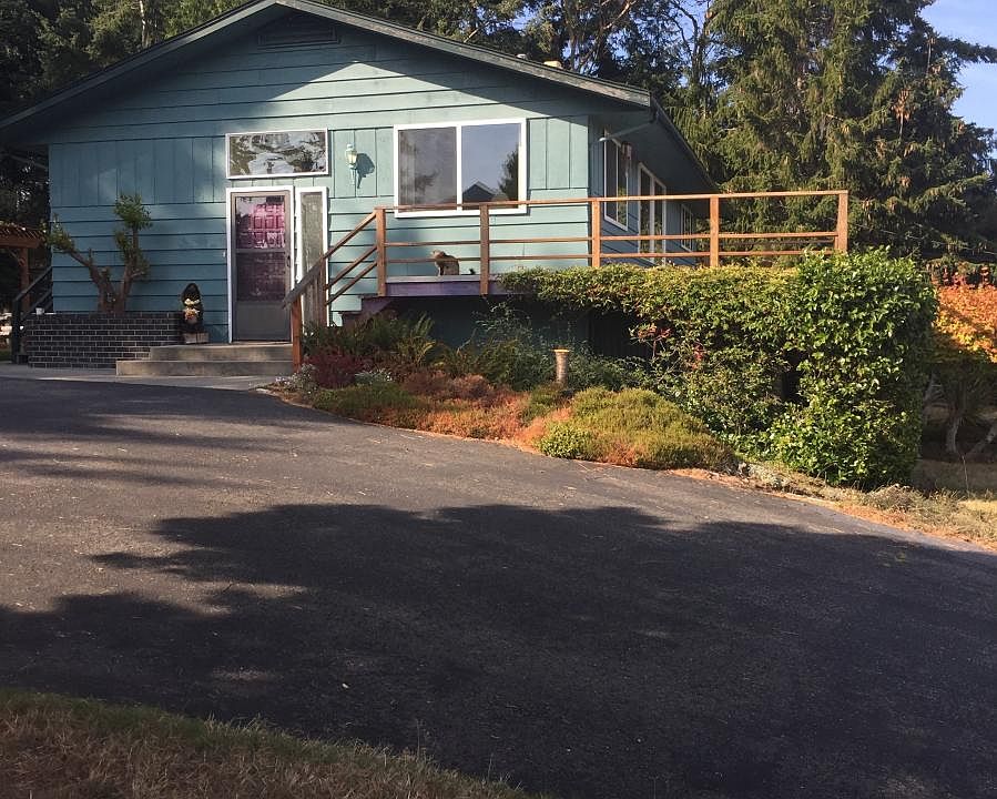 1st image of 2935 Gise St