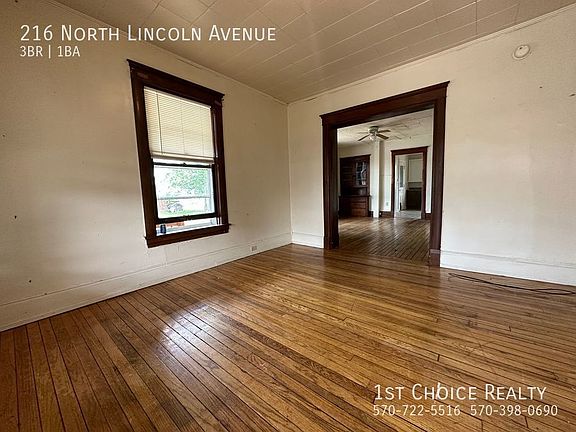 2nd image of 216 N Lincoln Ave