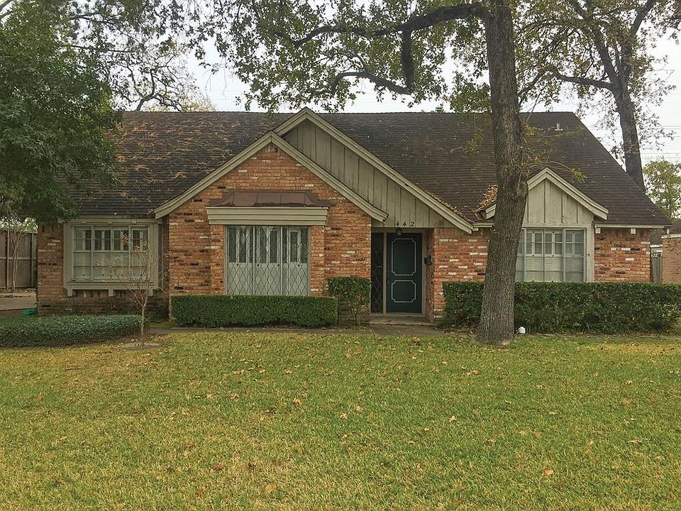 1st image of 442 Wycliffe Dr