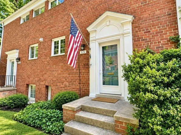 1524 Mount Eagle Pl, Alexandria, VA 22302