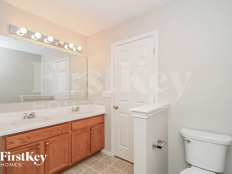 5367 Liberty Hall Cir — Photo 8