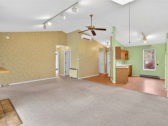 4th image of 140 Westview Ln