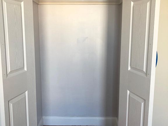 5th image of 1338 Hampshire St