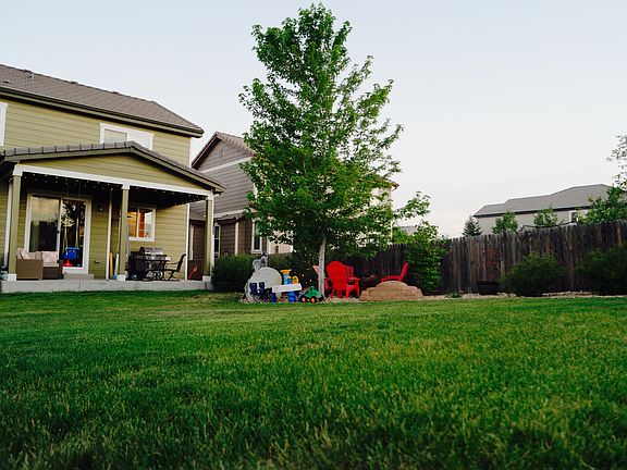 Spacious, private backyard